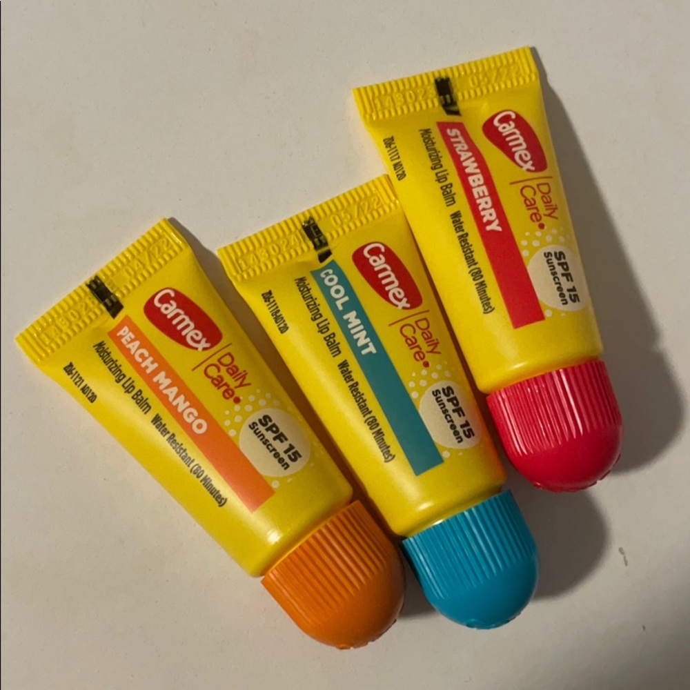 3 brand new never used Carmex mini lip balms